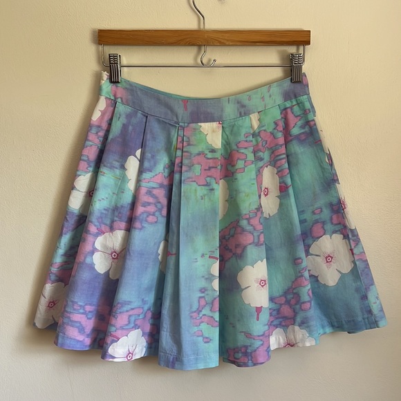 Psychedelic tie dye watercolor floral print tennis cheerleader mini skirt - Picture 3 of 9